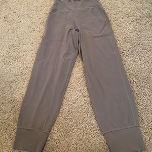 Lululemon Align Cropped Joggers size 0 23 inch tan beige EUC